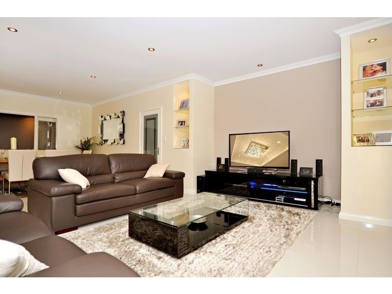 25 Bramley Loop, Madeley WA 6065