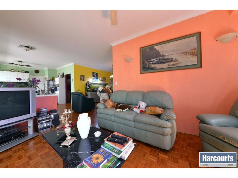 37A Eastleigh Loop, Currambine WA 6028