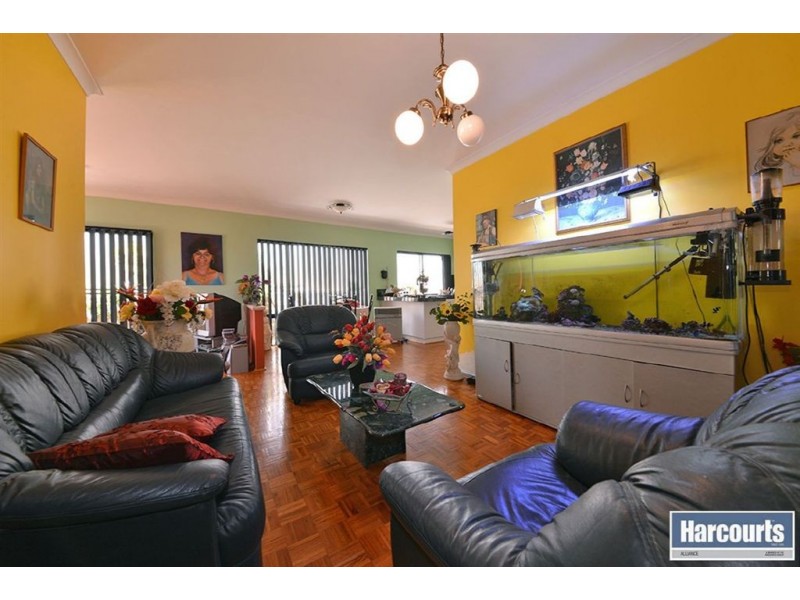37A Eastleigh Loop, Currambine WA 6028