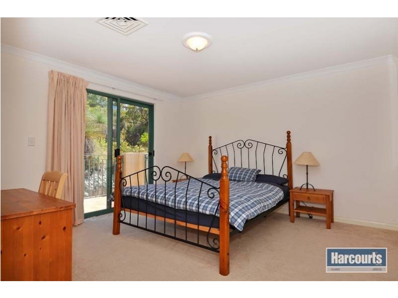 17 Long Island Pass, Connolly WA 6027