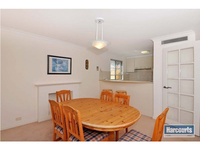 17 Long Island Pass, Connolly WA 6027