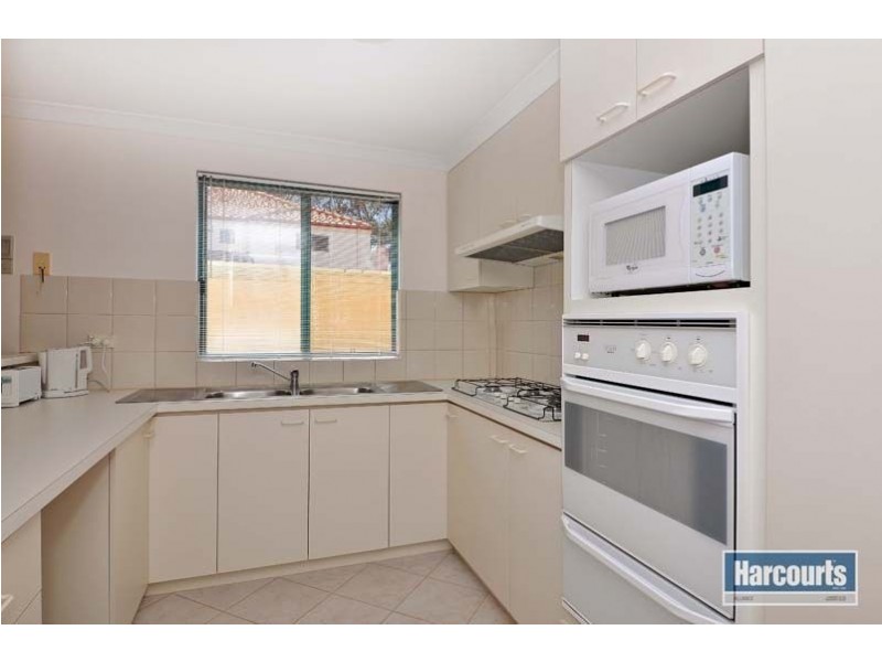 17 Long Island Pass, Connolly WA 6027