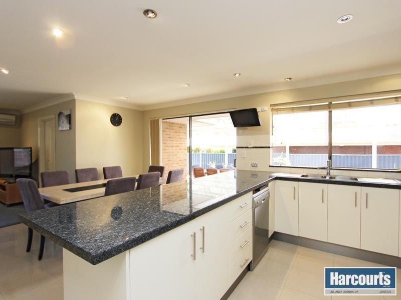 32 Smallman Crescent, Greenwood WA 6024