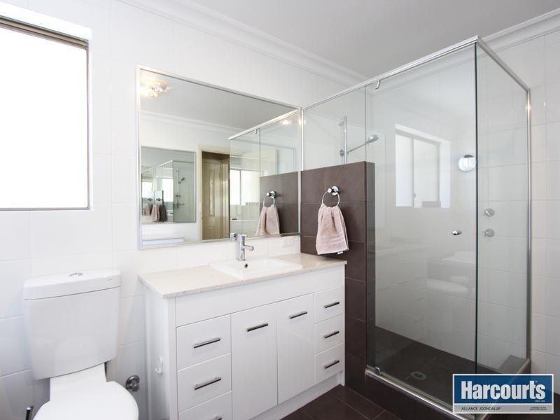 32 Smallman Crescent, Greenwood WA 6024