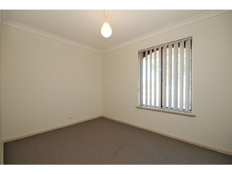 180 Bridgewater Drive, Kallaroo WA 6025