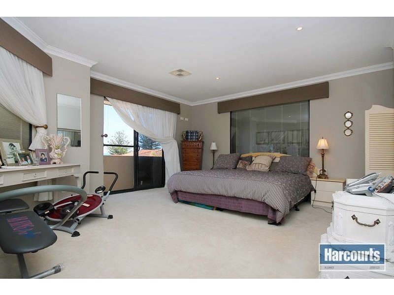 12A Elvire Street, Watermans Bay WA 6020