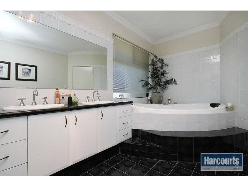 12A Elvire Street, Watermans Bay WA 6020