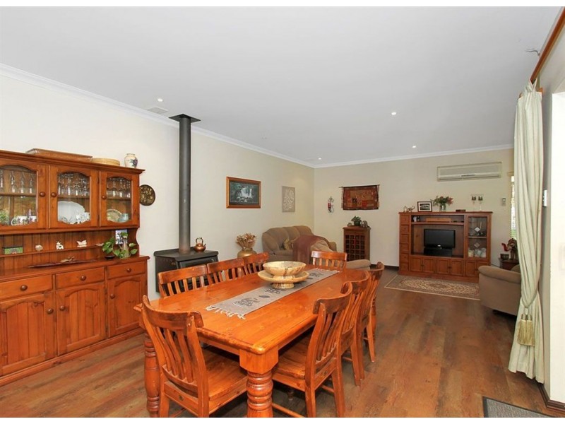 62 Galloway Rise, Lower Chittering WA 6084