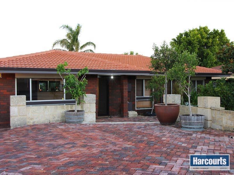 8 Estuary Way, Heathridge WA 6027