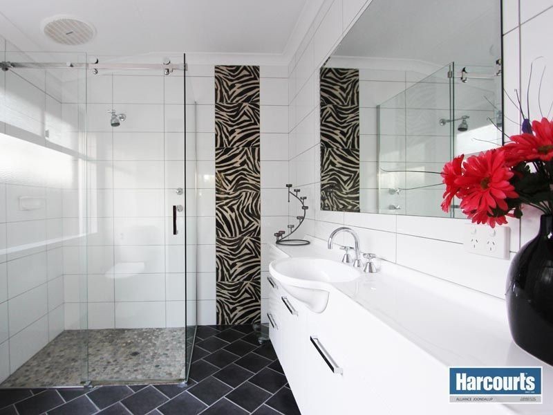 8 Estuary Way, Heathridge WA 6027