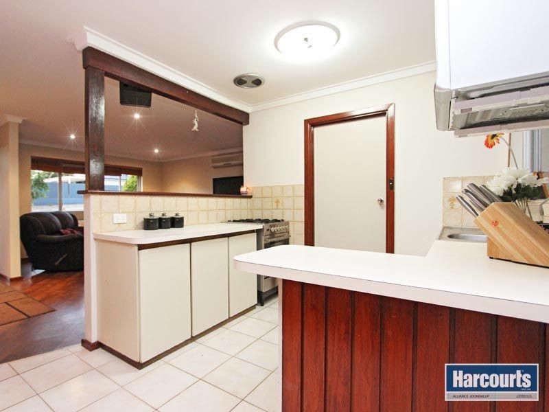 8 Estuary Way, Heathridge WA 6027
