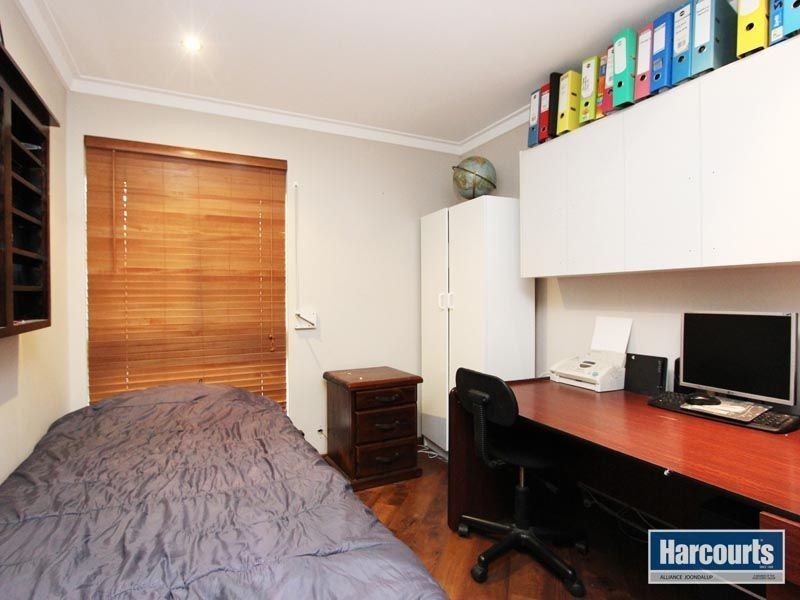 8 Estuary Way, Heathridge WA 6027