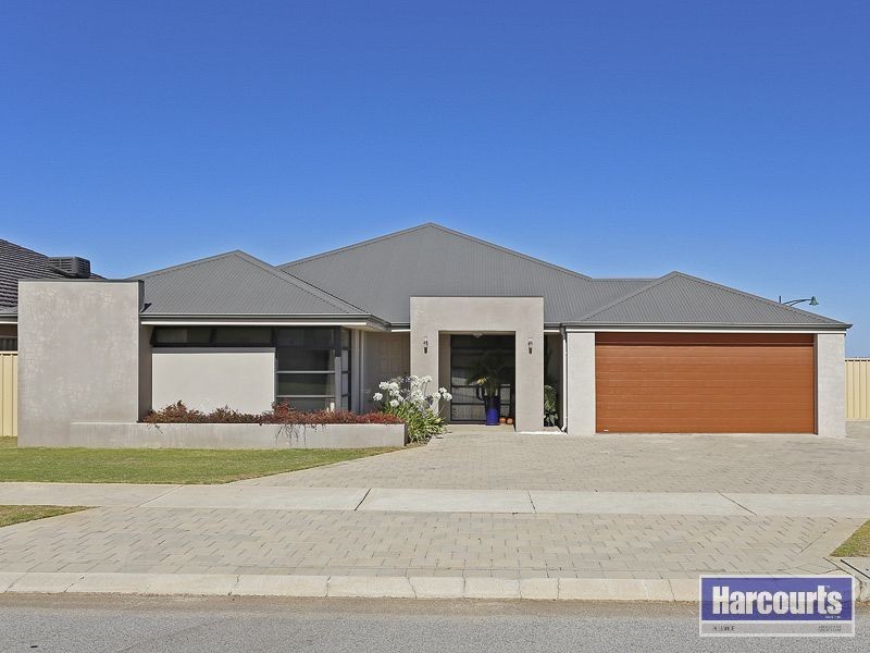 11 Ginsburg Turn, Tapping WA 6065