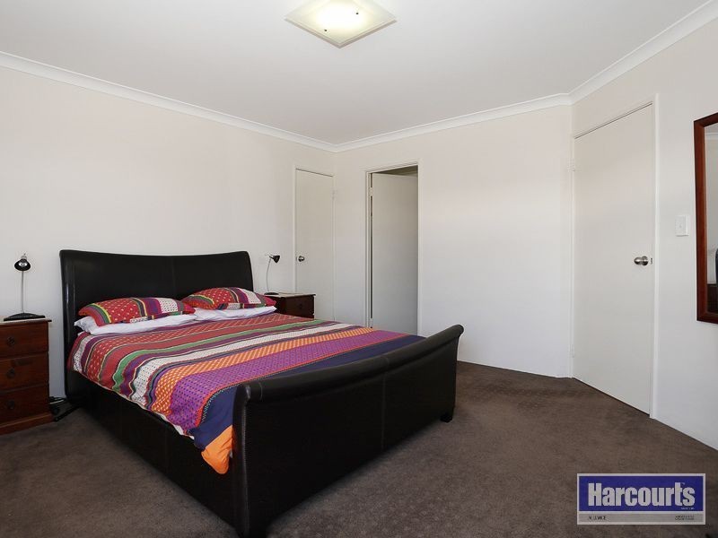 11 Ginsburg Turn, Tapping WA 6065