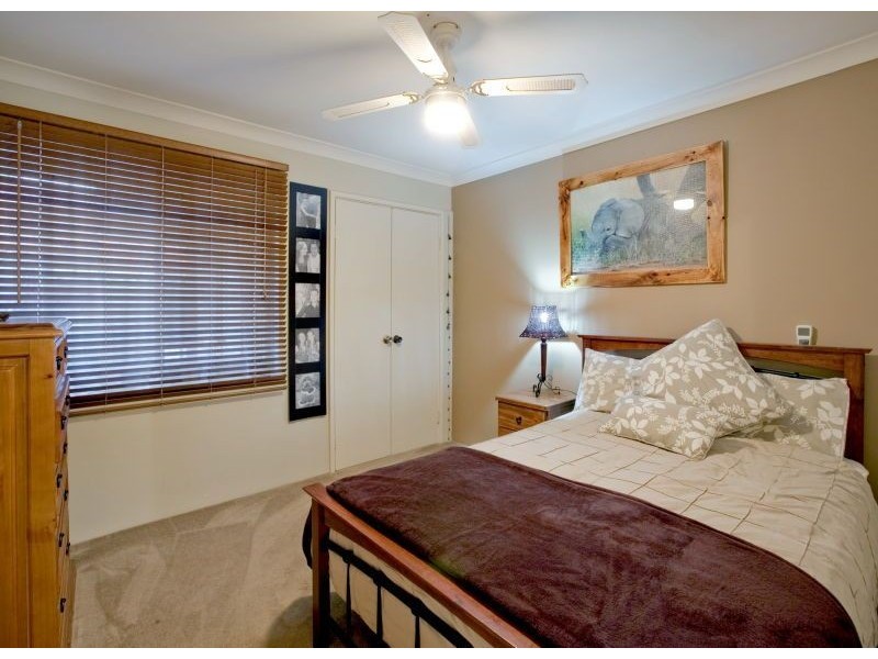 16 Camarino Drive, Woodvale WA 6026