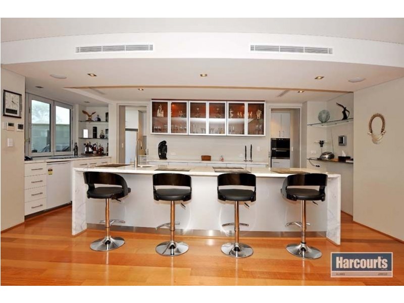 12 Tahiti Lane, Hillarys WA 6025