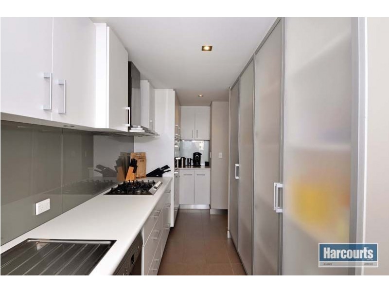 12 Tahiti Lane, Hillarys WA 6025