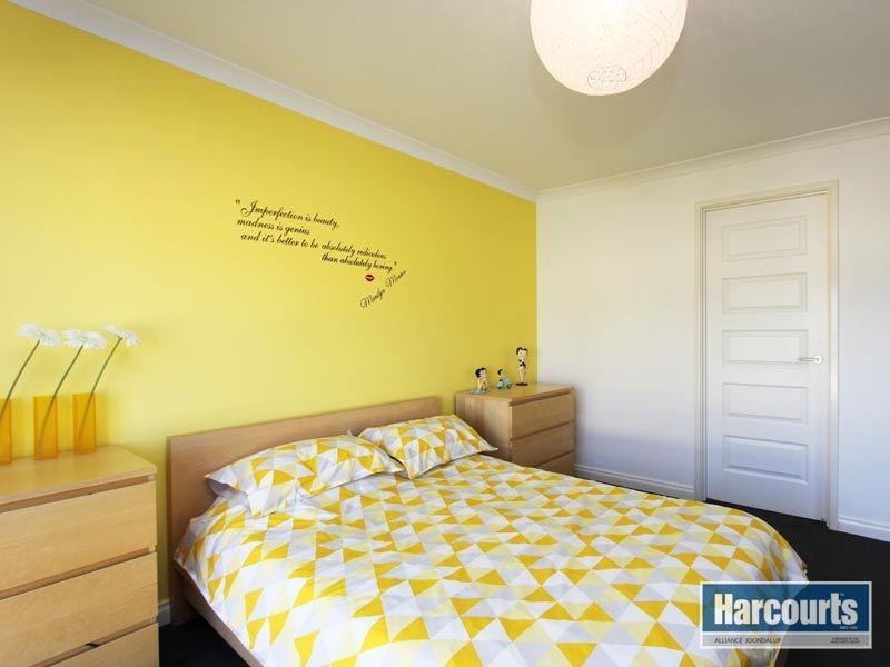 5 Skye Place, Banksia Grove WA 6031