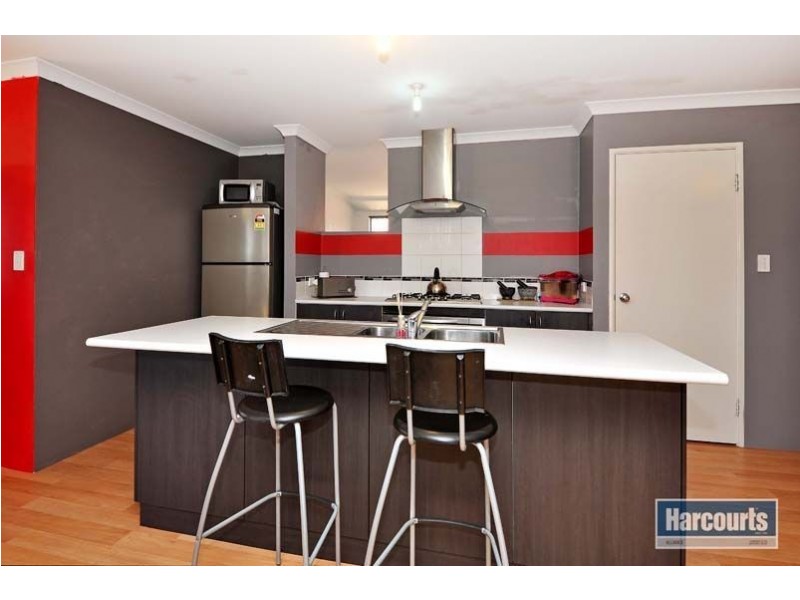 42 Fineview Crescent, Carramar WA 6031