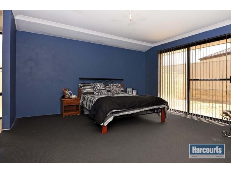 42 Fineview Crescent, Carramar WA 6031