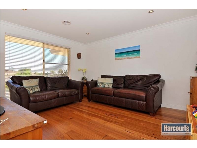 11 Majestic Place, Connolly WA 6027