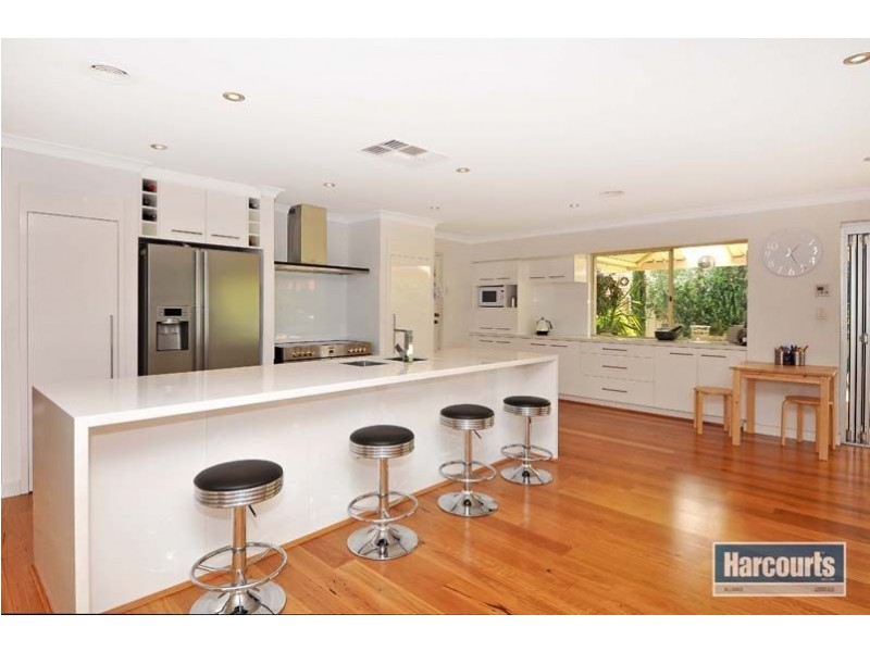 11 Majestic Place, Connolly WA 6027