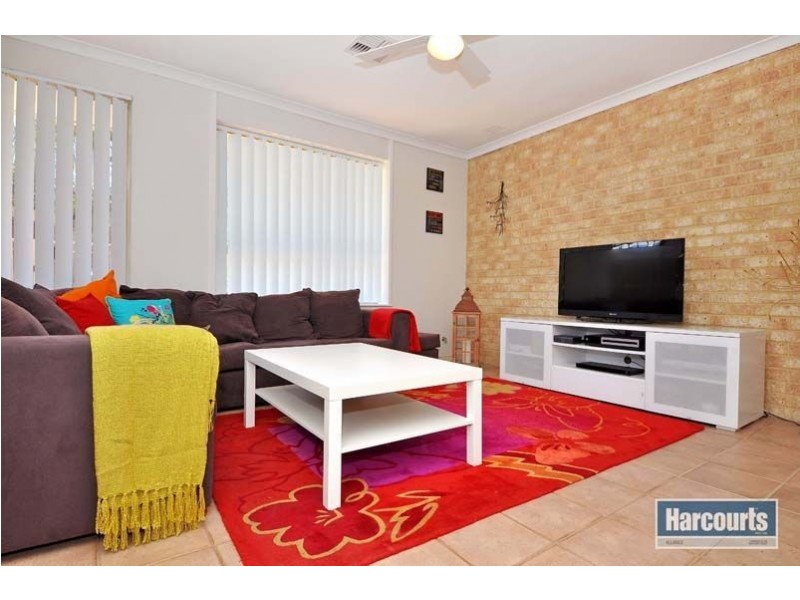 7 Whim Court, Kinross WA 6028