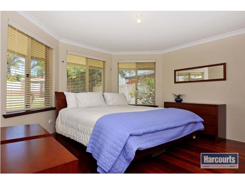 20 Macalpine Retreat, Kinross WA 6028