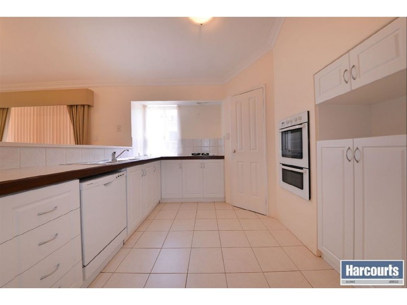 43 Canterbury Circle, Currambine WA 6028