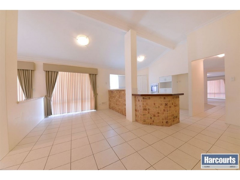 43 Canterbury Circle, Currambine WA 6028