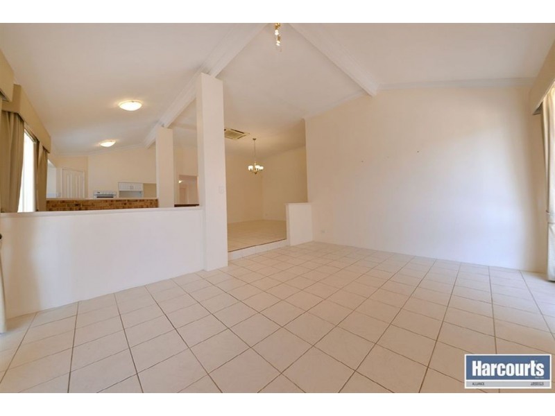 43 Canterbury Circle, Currambine WA 6028