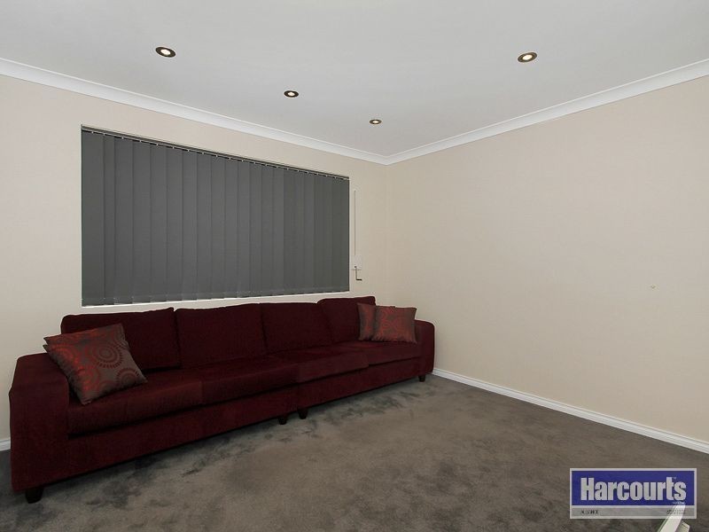 3 Nalgan Court, Carramar WA 6031