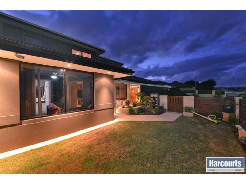 19 Elderiana Link, Banksia Grove WA 6031