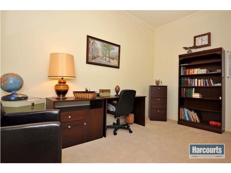 27 Chittering Vista, Pearsall WA 6065