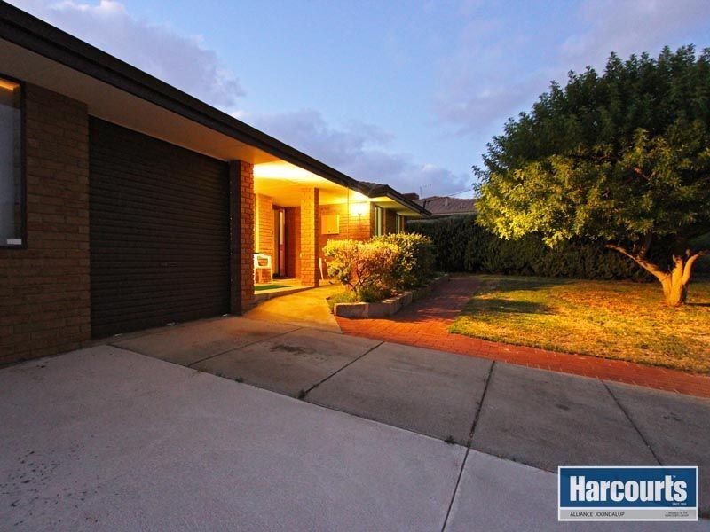 5 King Edward Drive, Heathridge WA 6027