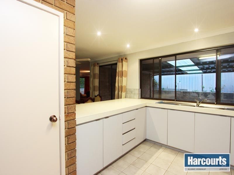 5 King Edward Drive, Heathridge WA 6027