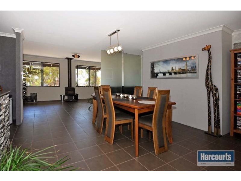 33 Dexter Chase, Lower Chittering WA 6084
