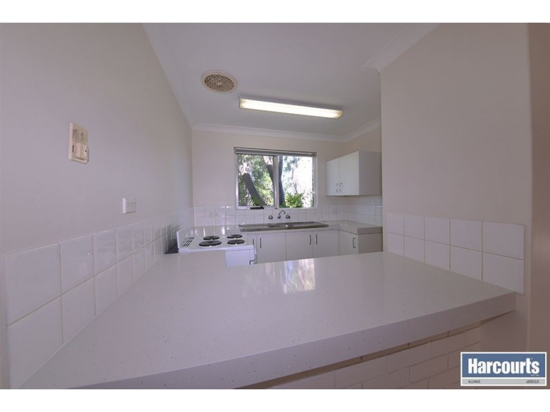 11 Tremont Place, Craigie WA 6025