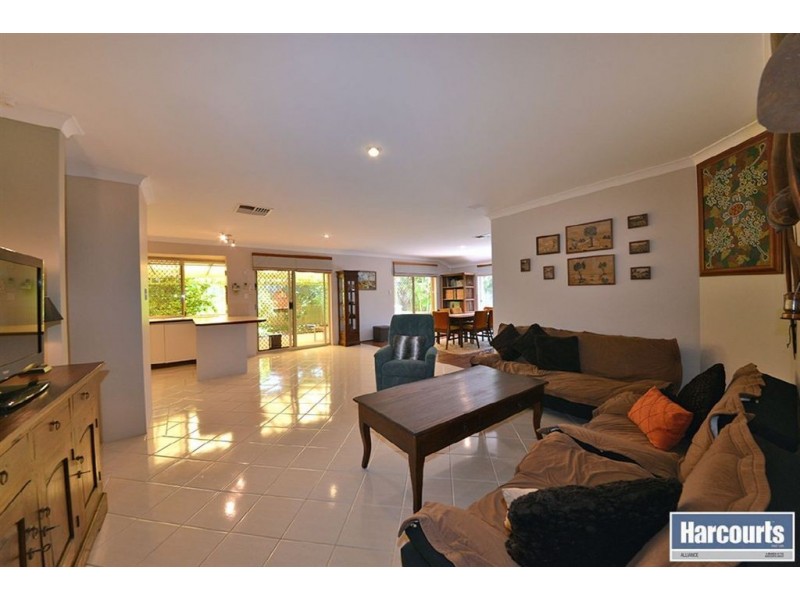22 Brunel Court, Currambine WA 6028