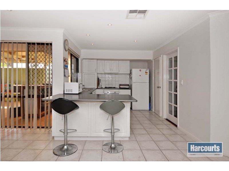 3 Veliger Court, Heathridge WA 6027