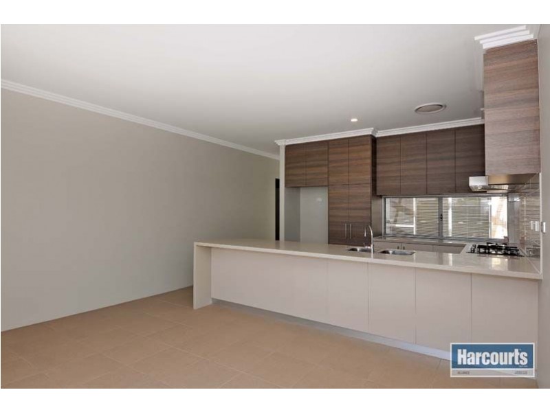 5 Eolian Loop, Caversham WA 6055