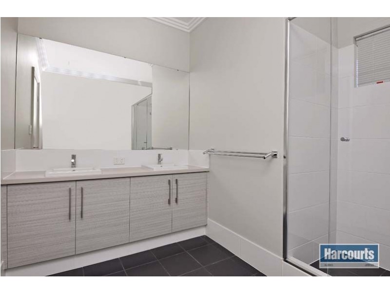 5 Eolian Loop, Caversham WA 6055