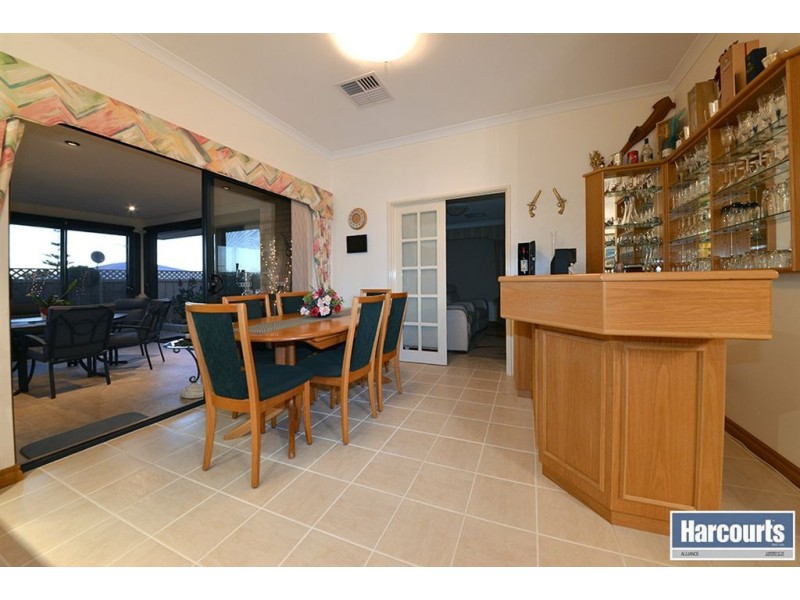 17 Bergalia Mews, Currambine WA 6028