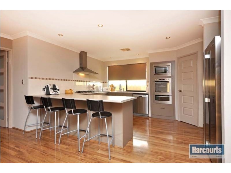 31 Nankeen Circle, Tapping WA 6065