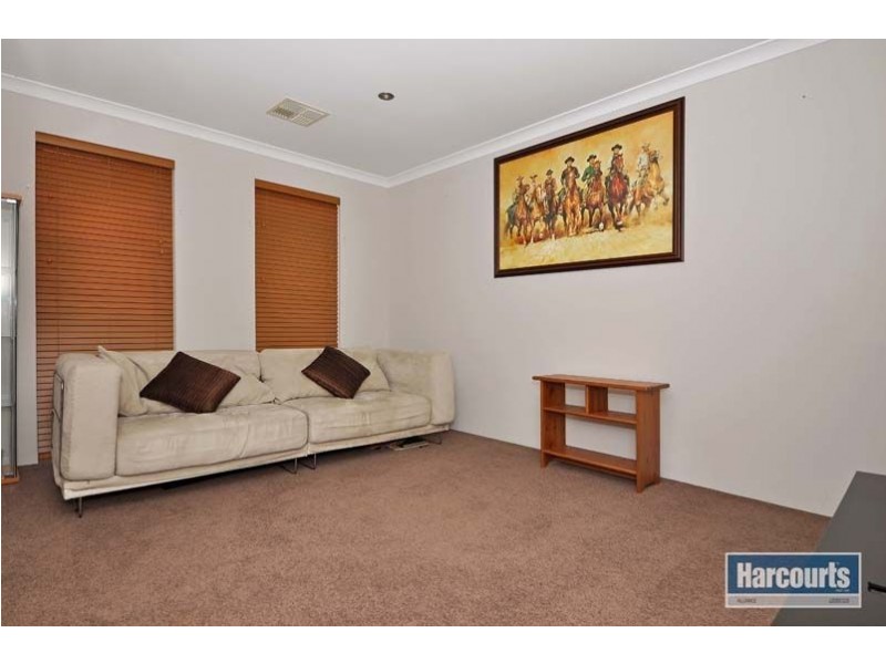 31 Nankeen Circle, Tapping WA 6065