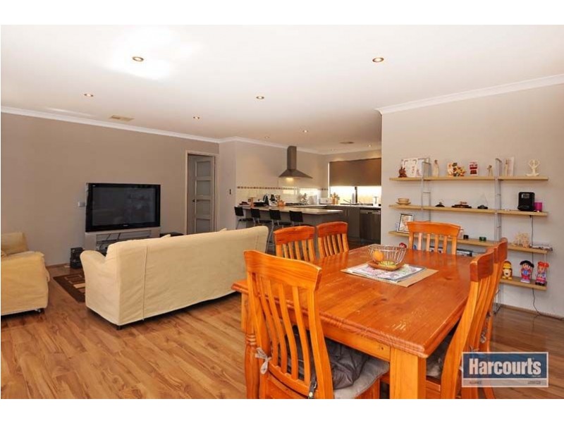 31 Nankeen Circle, Tapping WA 6065