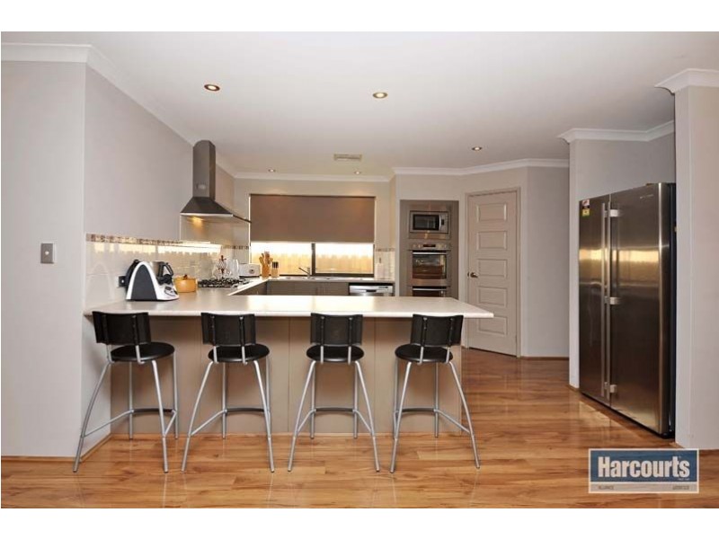 31 Nankeen Circle, Tapping WA 6065