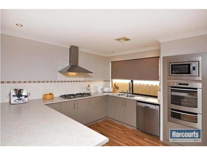 31 Nankeen Circle, Tapping WA 6065