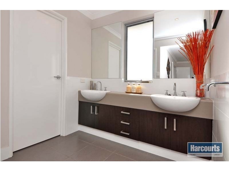 21 Marathon Loop, Madeley WA 6065