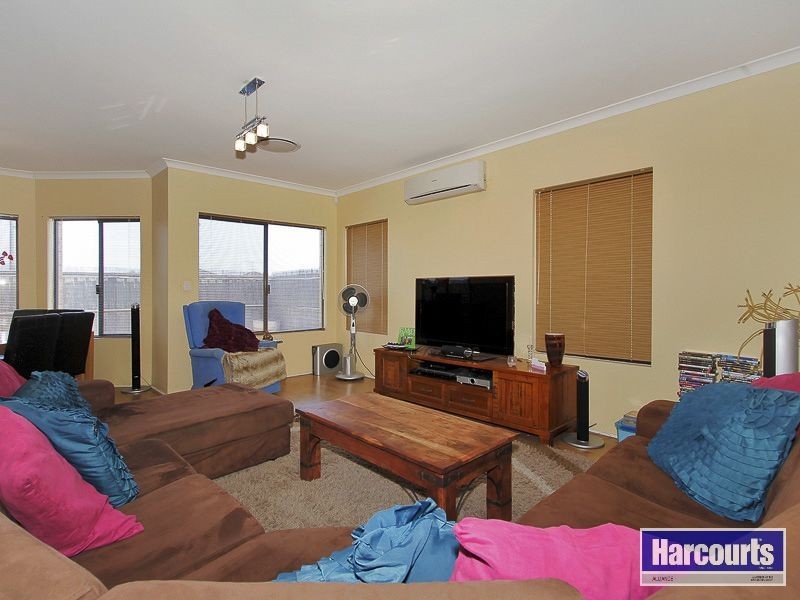 65 Watkins Loop, Tapping WA 6065